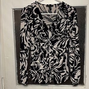 Alfani Women’s Black and White V Neck Long Sleeve Blouse Size Small